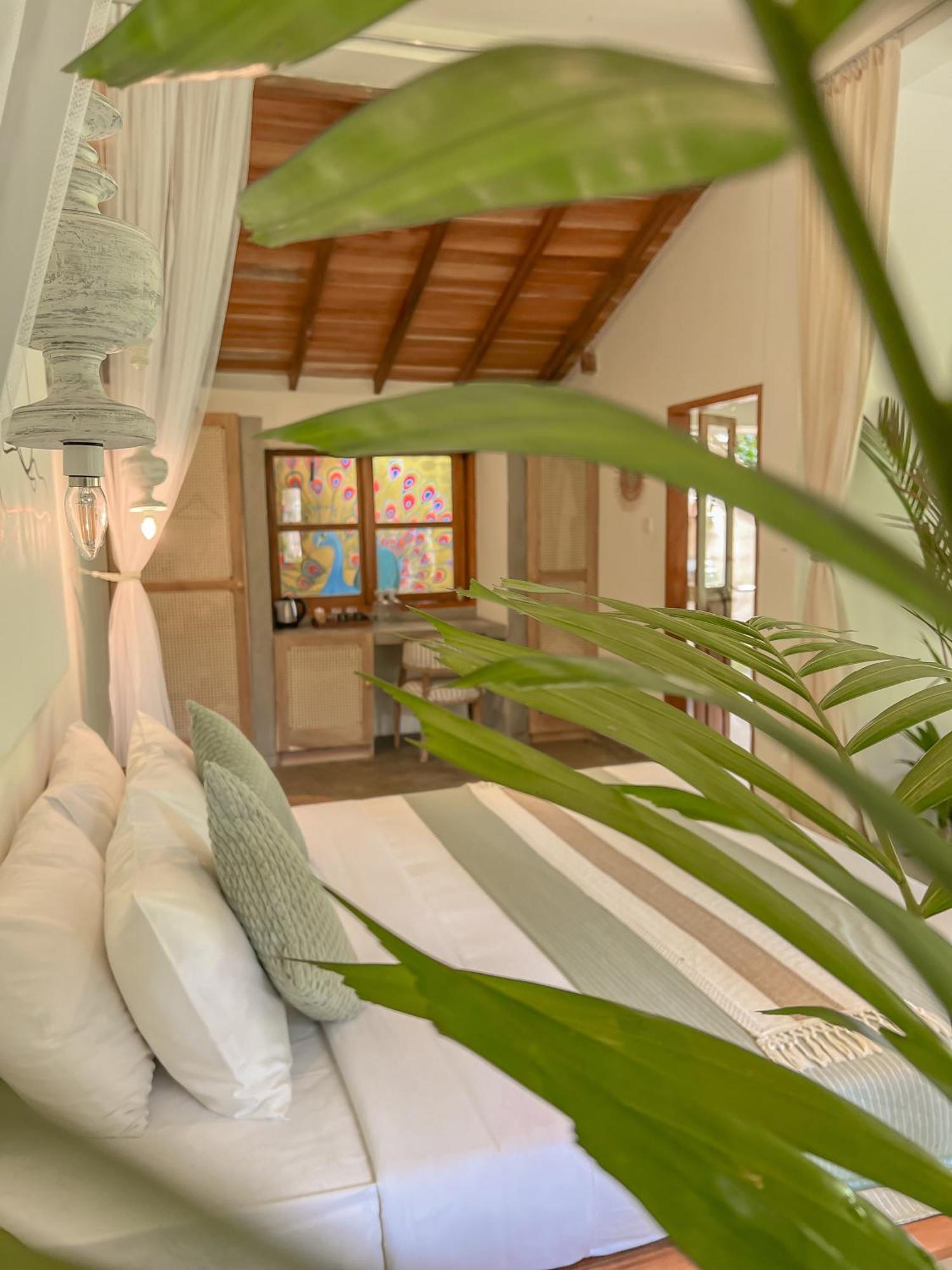The Jungle Loft Гале Екстериор снимка